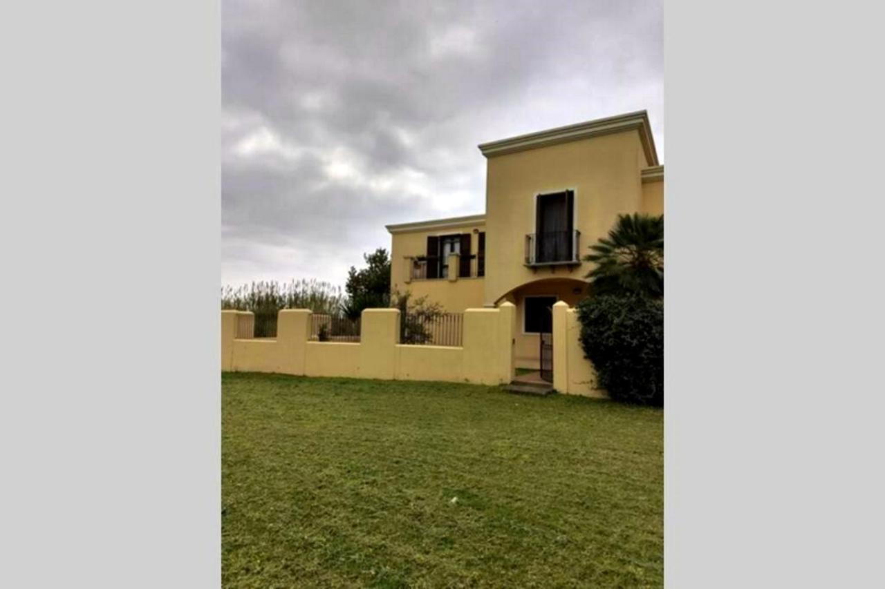 Appartamento La Rocca Tortolì Exterior foto